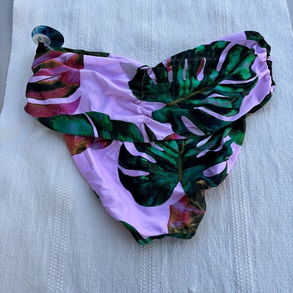 Decree floral swimsuit bottoms size 1x Nwt